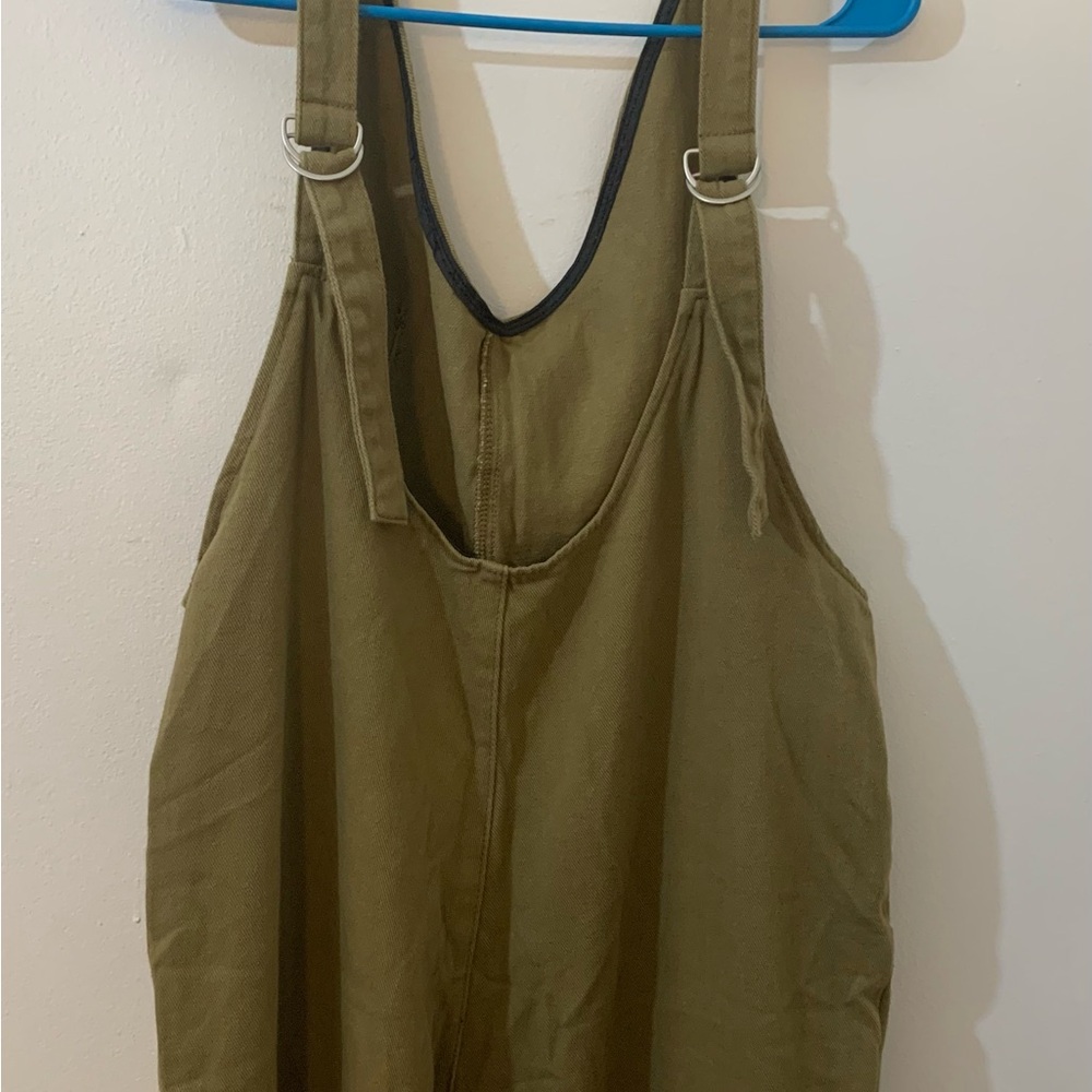 Women’s Reversible Olive Green Denim Overall’s Size Medium NWOT